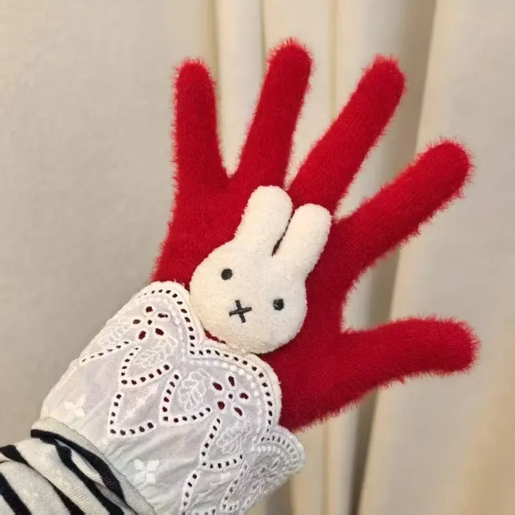 Miffy兔冬季节日礼物女日常通勤骑行保暖防寒仿貂毛手套可爱加厚