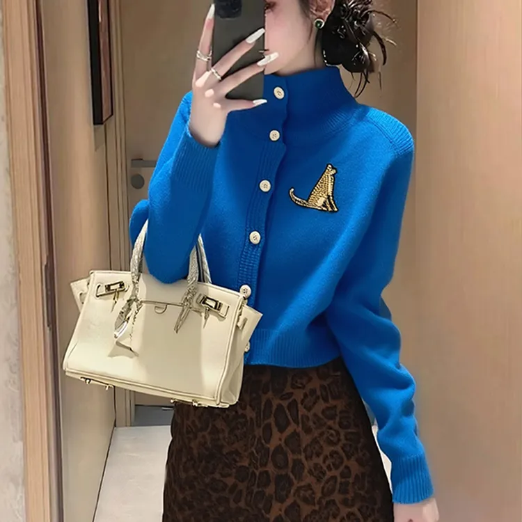 秋冬氛围感穿搭毛衣套装女2026新款小个子针织上衣豹纹短裙两件套