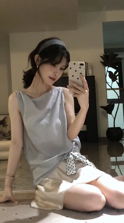 夏季新款千金风韩系时尚套装显瘦设计感上衣财阀千金女装百搭短裙