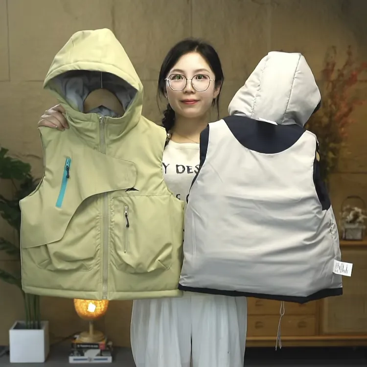 儿童连帽马甲秋冬中大童25新款加厚背心