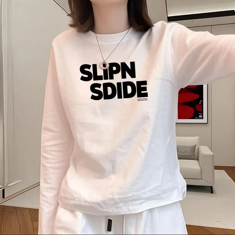 2025新款秋季白色圆领宽松长袖T恤女装别致高级感纯欲打底衫上衣