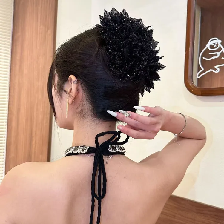 高级感亮片黑色欧根纱蓬松大花朵抓夹复古后脑勺鲨鱼夹显发量发饰