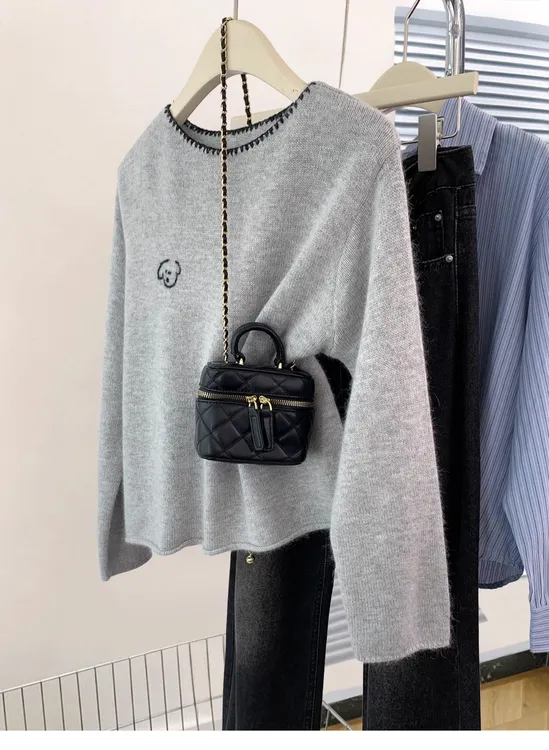 大码秋冬圆领毛针织衫女长袖针织t恤刺绣线条内搭打底衫毛衣上衣