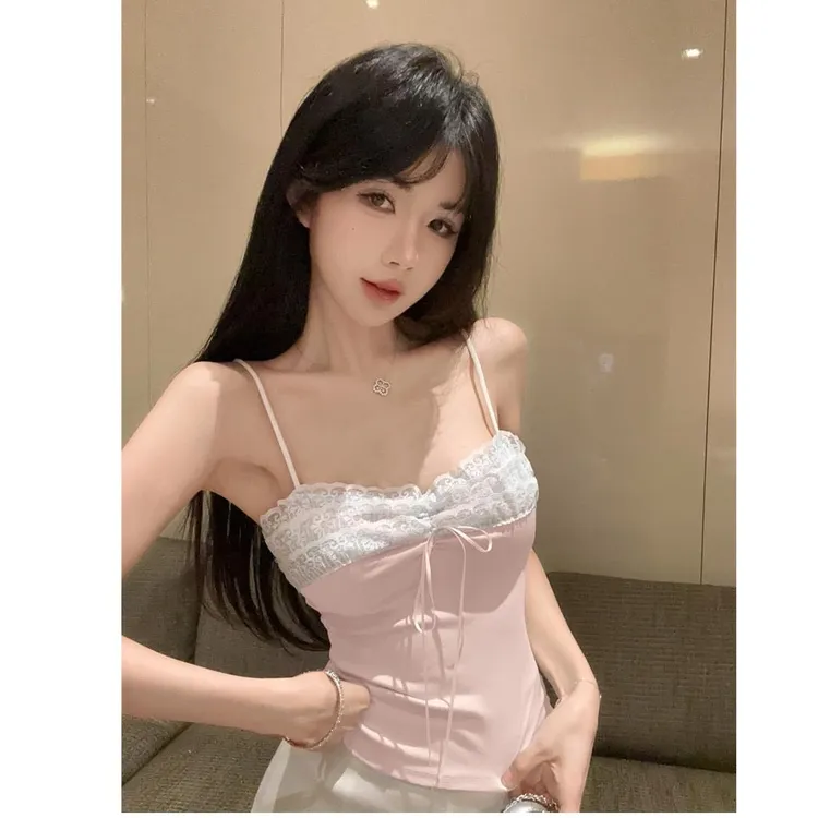心动魔方蕾丝花边拼接显瘦背心吊带女纯欲辣妹带胸垫夏季无袖上衣