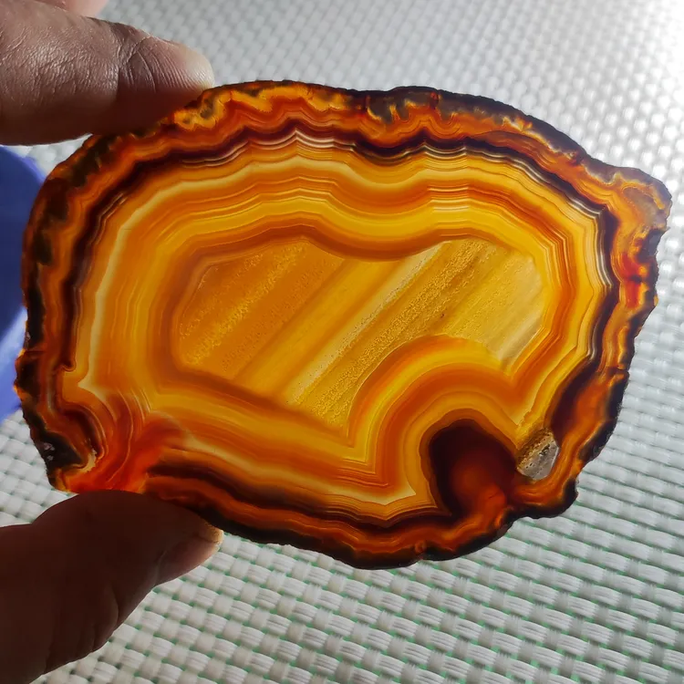 玛瑙玉髓图案摆件