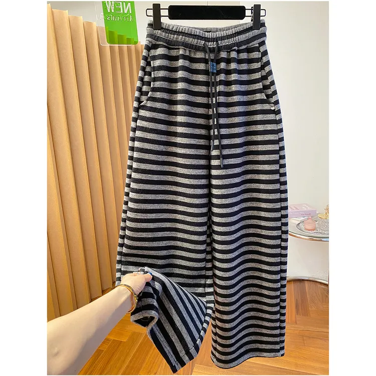 胖妹妹240斤大码慵懒风条纹加绒抽绳卫裤女秋冬显瘦宽松阔腿裤子