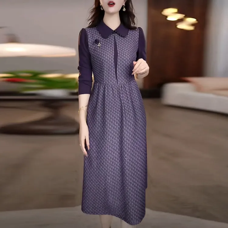 星空精纺洋气衣服女2025秋冬季新款长袖时尚显瘦紫色打底连衣裙子