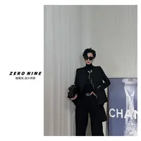 Dan Dan 暗黑风设计师款时髦精马甲女