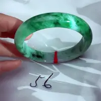 翡翠手镯未镶嵌手镯