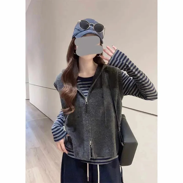 韩系连帽针织马甲条纹T恤两件套女秋季双拉链外套打底衫上衣套装