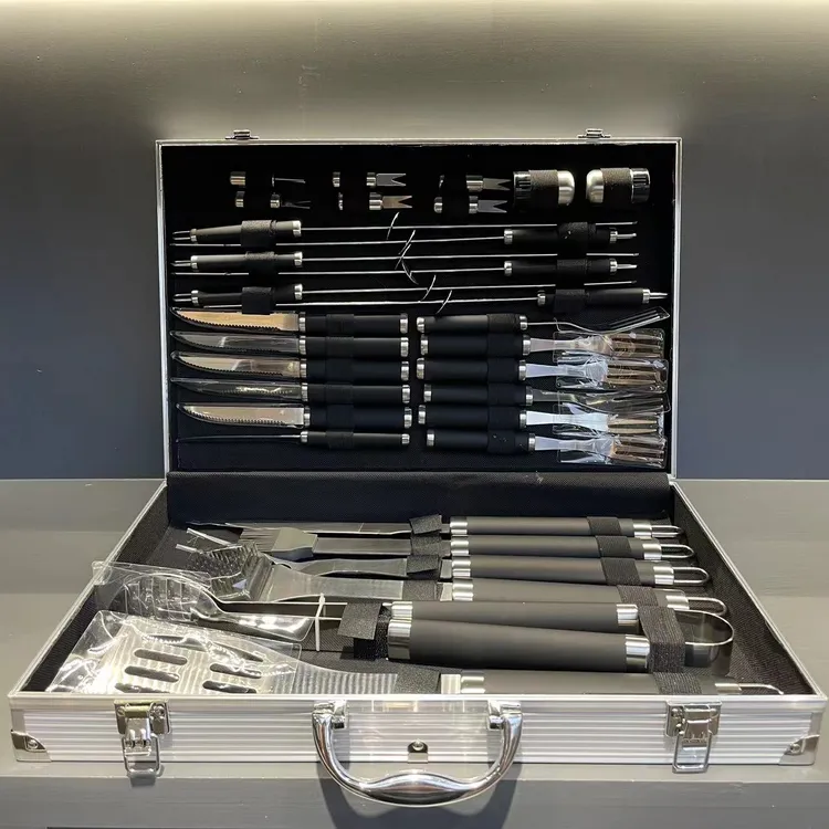 E491# 不锈钢高档烧烤工具箱全套33件套烧烤签夹子清洁刷毛刷刀叉