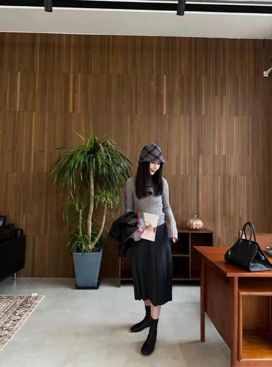 【沐瑜】秋季新款绵羊毛极简轻奢百搭时尚半身裙 YQ527