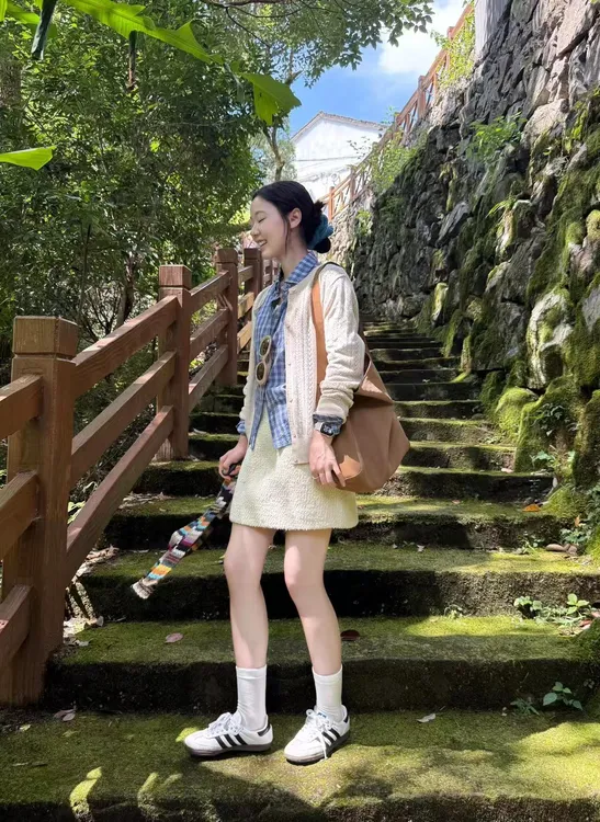 2025秋季新款复古格子衬衫开衫上衣长袖衬衣叠穿针织开衫百搭半裙