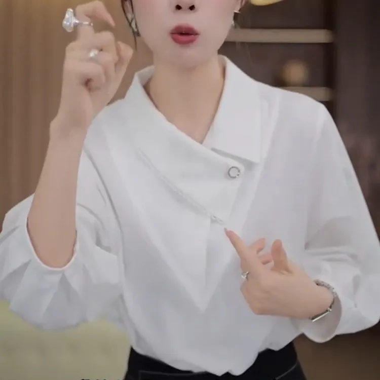 设计感时尚七分袖白色衬衫女春夏新款小众别致不对称翻领气质衬衫