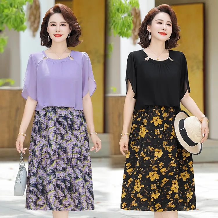 妈妈夏装连衣裙新款洋气高贵50岁中老年女夏季气质假两件裙子时尚