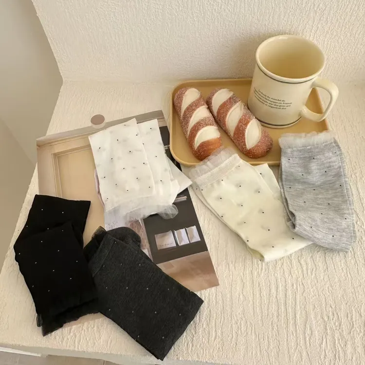 夏季镂空薄款中筒袜女波点短袜中筒秋冬日系潮袜网红女袜时尚条纹