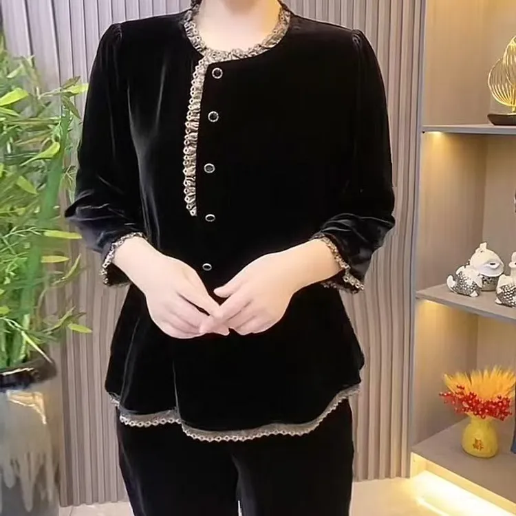 新款妈妈秋装金丝绒七分袖上衣时尚减龄显瘦洋气
