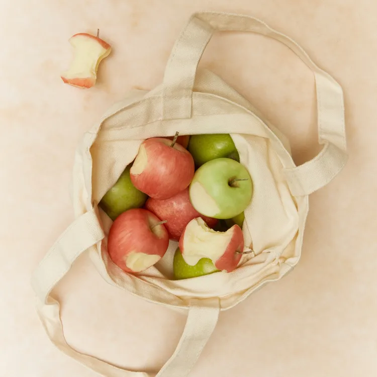 MOMAEK蓦刻咬一口苹果香薰蜡烛创意造型香氛可爱家居摆件生日礼物