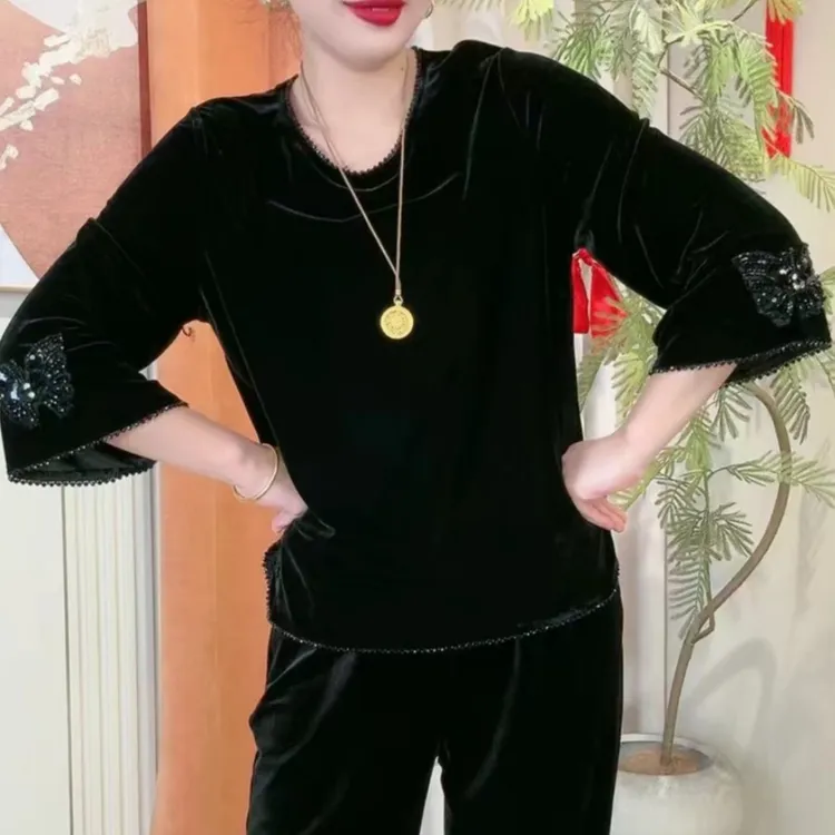 新款秋季九分袖洋气金丝绒蝴蝶网红圆领透气秋冬中长款显瘦打底衫
