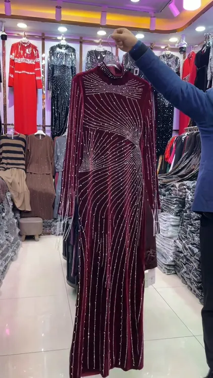 新款高端优雅气质长袖连衣裙秋冬欧美性感时尚烫钻钉珠重工礼服裙