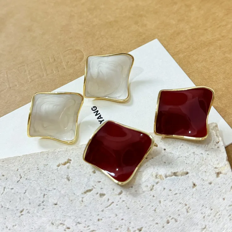 铜合金耳饰 耳钉红色2025年新款耳环轻奢高级感气质耳饰r889百搭