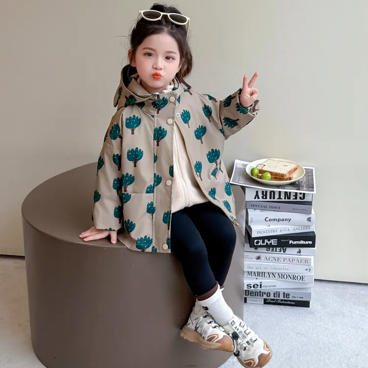 女童冲锋外套秋冬款2025新款儿童三合一宝宝软壳秋装连帽上衣童装