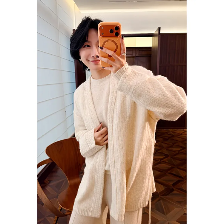 HERLAND她地【后窗】复古百搭牦牛绒针织开衫女秋冬轻奢HL251223016