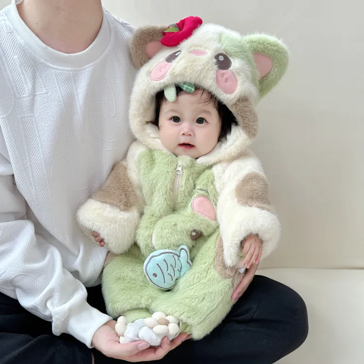 婴儿冬装小猫吃鱼连体女宝宝可爱超萌毛茸茸保暖哈衣冬季外出爬服