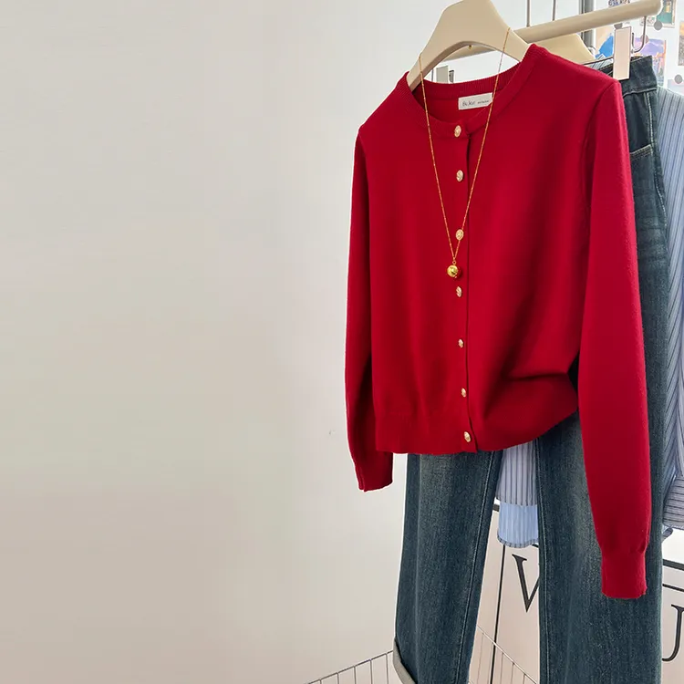 韩版红色圆领长袖针织衫毛衣女秋冬新年红外套时尚宽松百搭上衣