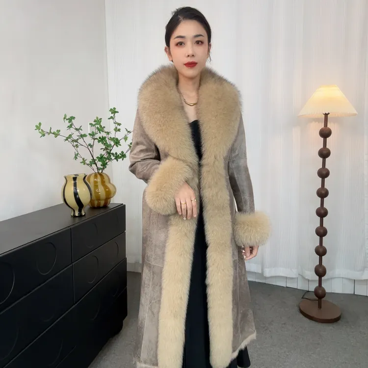 【千金狐】2025款105长兔毛外套皮毛一体皮草高端时尚修身收腰女装