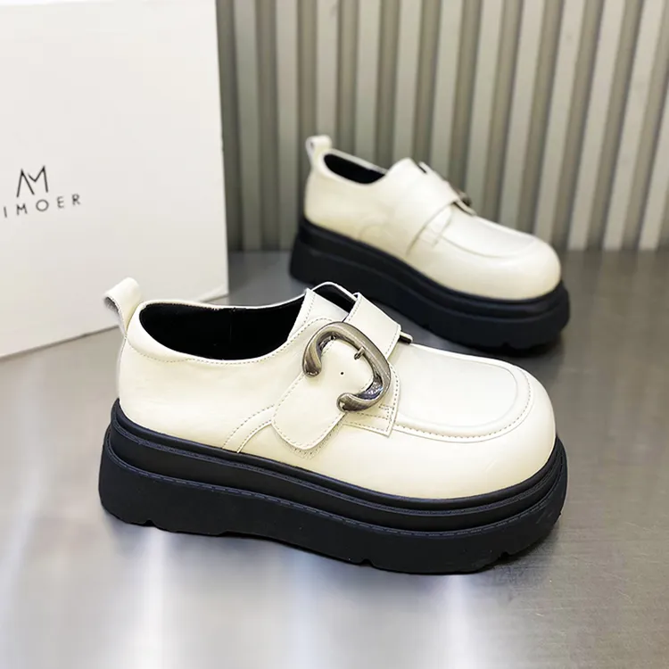 女鞋2026新款时尚防滑潮流学院风皮鞋软底休闲中跟单鞋春季乐福鞋