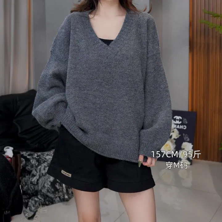 3726#新款V领后面纽扣设计流苏风长袖毛衣