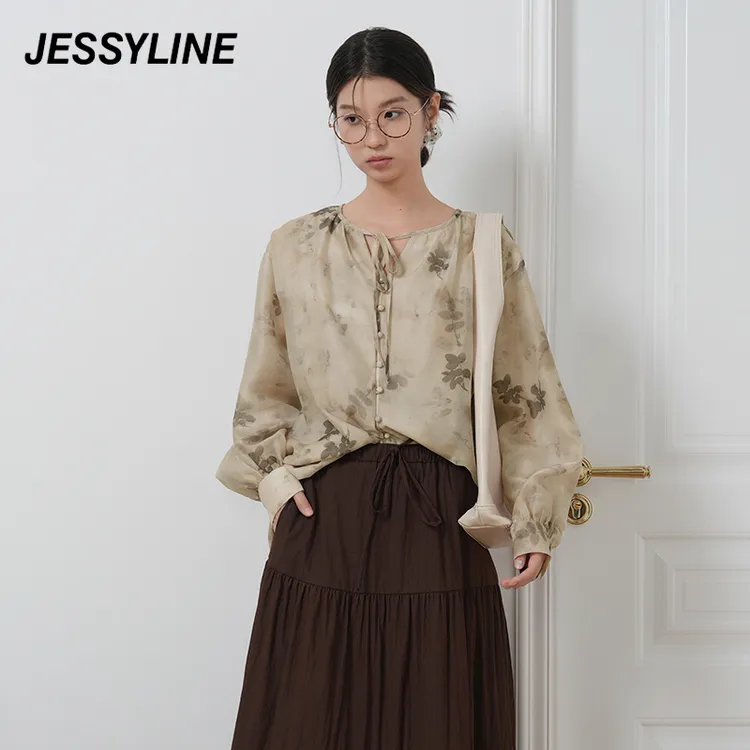 jessyline冬季潮流新款 杰茜莱印花复古国风衬衫女 444202164