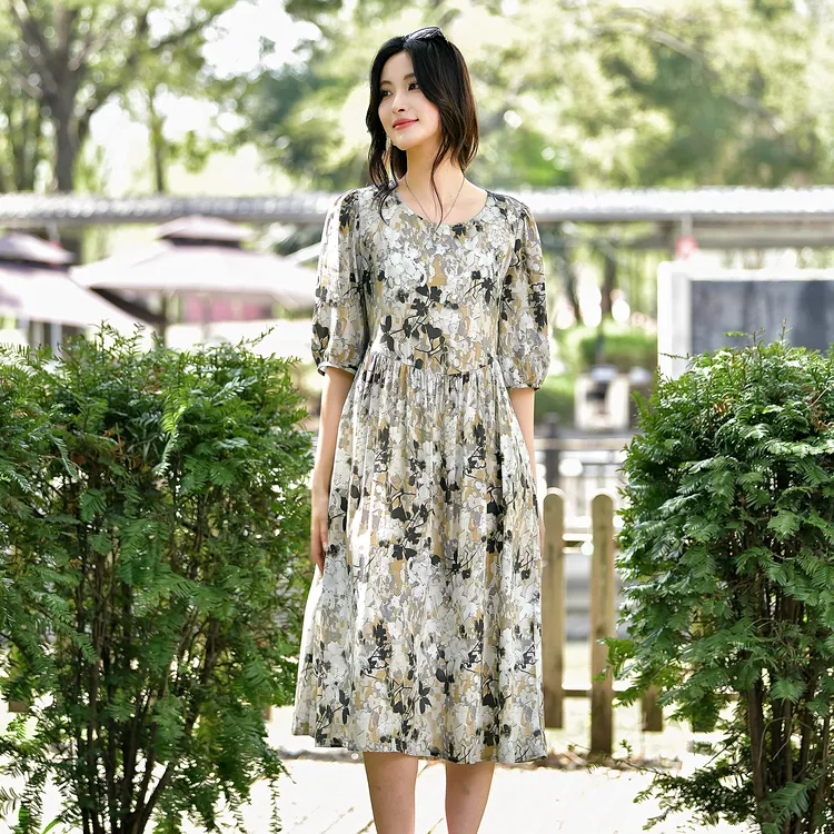 棉绸连衣裙2025新款夏季女时尚印花人造棉宽松大码外穿中长款裙子