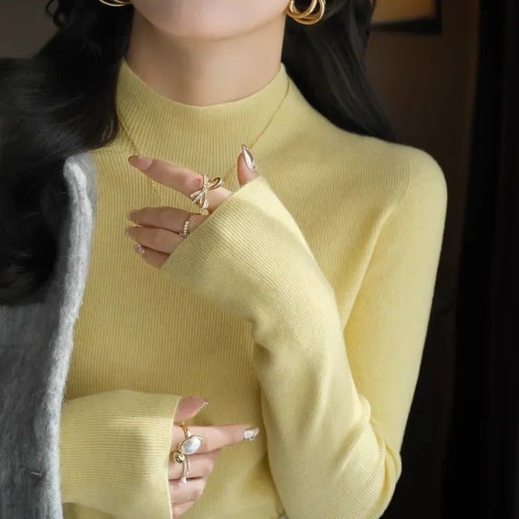 黄色羊绒半高领打底衫女2025秋冬新款高级感毛衣内搭修身针织上衣