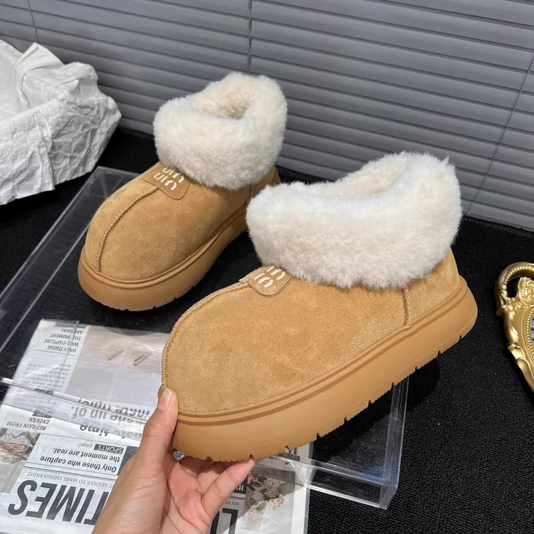 大头靴子女款2025冬季加绒雪地靴棉鞋保暖卡皮巴拉面包鞋丑萌靴