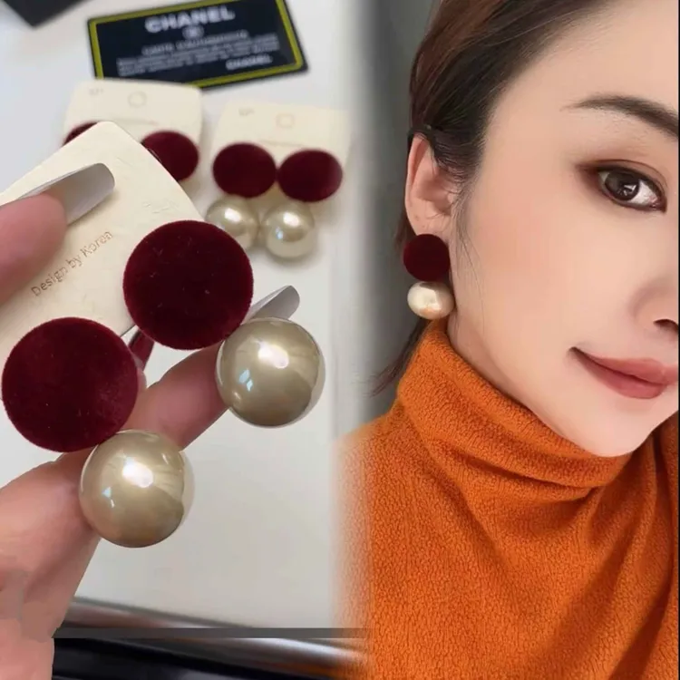 铜合金耳饰 法式复古黑色植绒奶油香槟珠珠耳钉时尚气质轻奢百搭