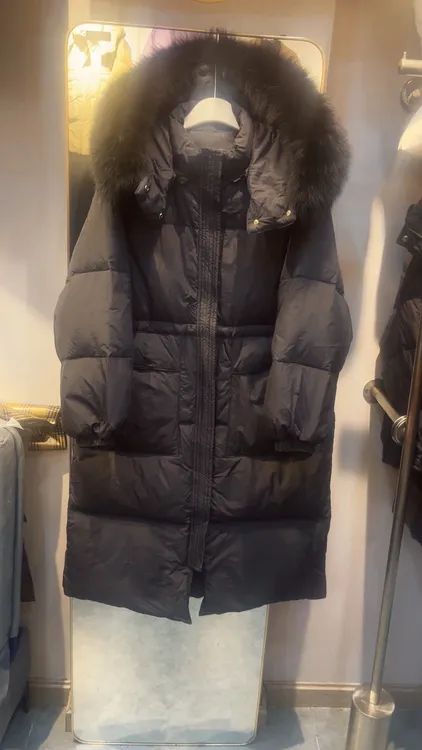 白鸭绒真貉子毛羽绒服女中长款过膝长款2024 新款冬高端收腰外套