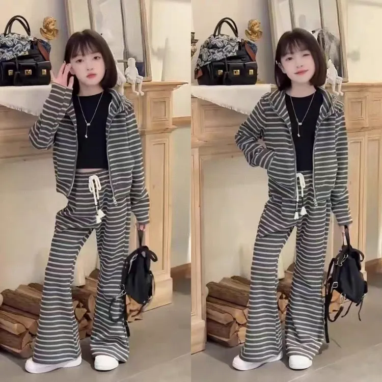 女童套装秋款2025大童小女孩时髦猫耳朵连帽条纹卫衣喇叭裤两件套