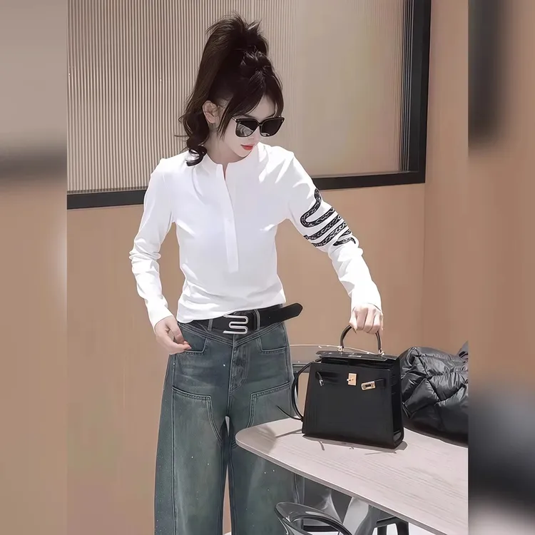 白色小蛇修身长袖T恤女款2025新款开春季韩系高级感开春穿搭上衣