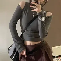 D87122秋季新款气质高领露肩显瘦弧形摆长袖T恤女