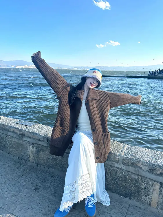 韩系复古翻领毛衣开衫外套女秋冬宽松慵懒风高级感厚中长款针织衫