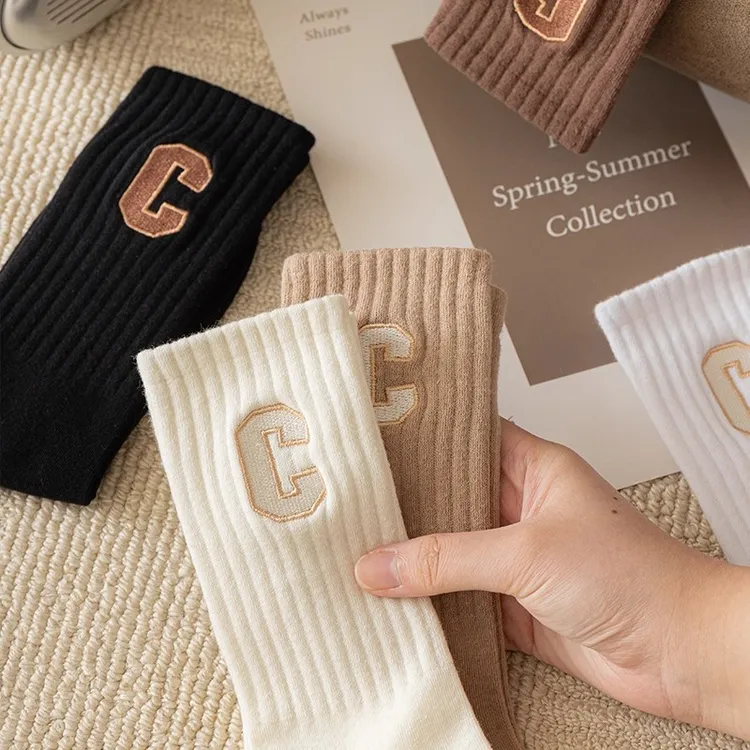 外穿长袜子女棉潮中筒高筒高腰薄款运动鞋配鲨鱼裤的白色长筒春秋