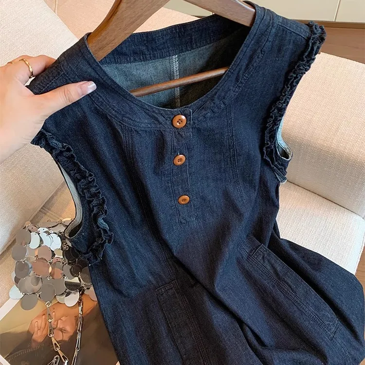 复古深蓝色木耳边牛仔无袖连衣裙女夏季新款宽松显瘦减龄背心短裙