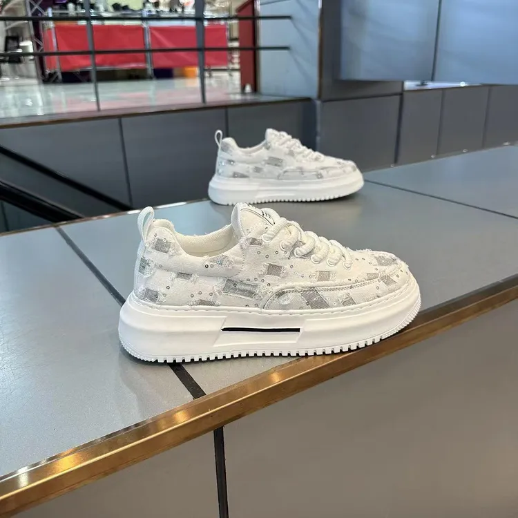 【香港QXWB&Shoes官方正品】镂空布面透气板鞋男秋季破洞运动休闲鞋