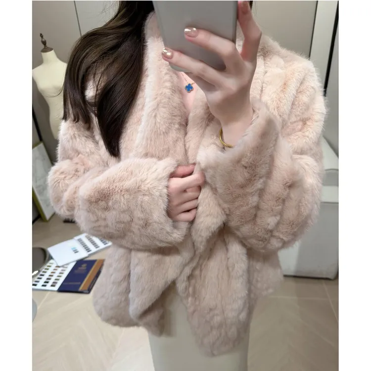 MARIE.COCO氛围感慵懒风皮毛一体外套女冬季新款毛毛绒巨好看上衣