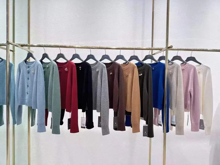 特价不支持退换 548033 绵羊毛开衫