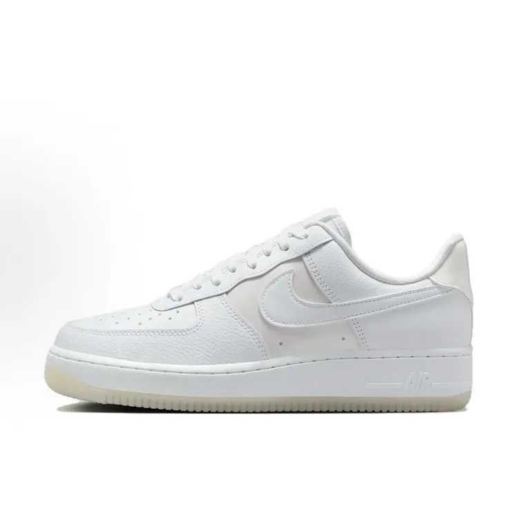 NIKE耐克2025女子W AIR FORCE 1 '07空军一号休闲鞋IH3204-100