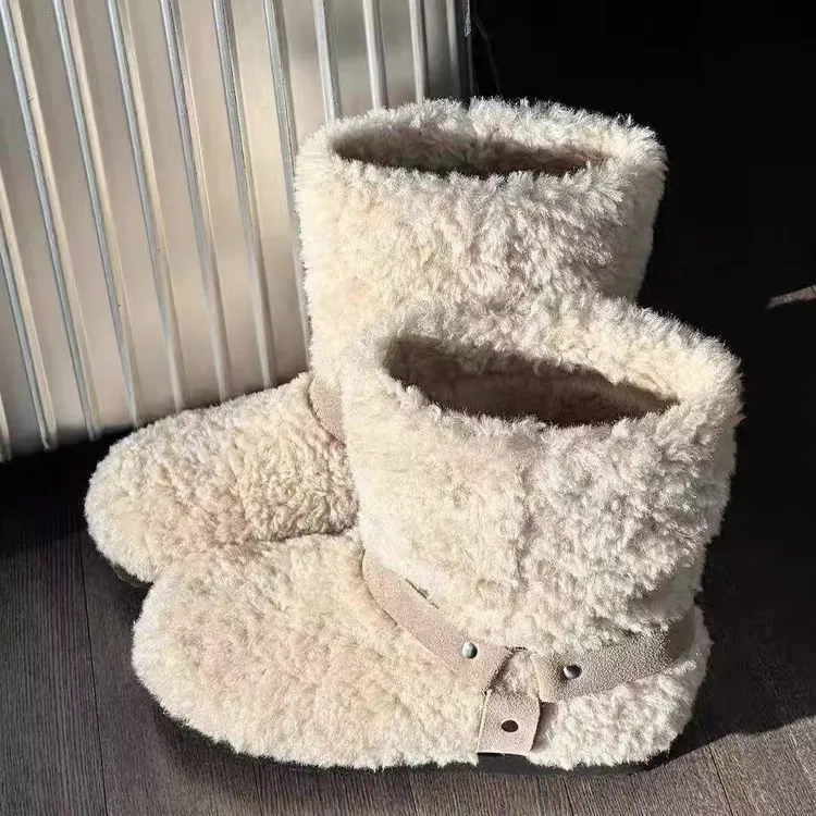 韩版可爱羊卷毛保暖雪地靴25冬季新款加绒加厚圆头套筒毛毛短靴女
