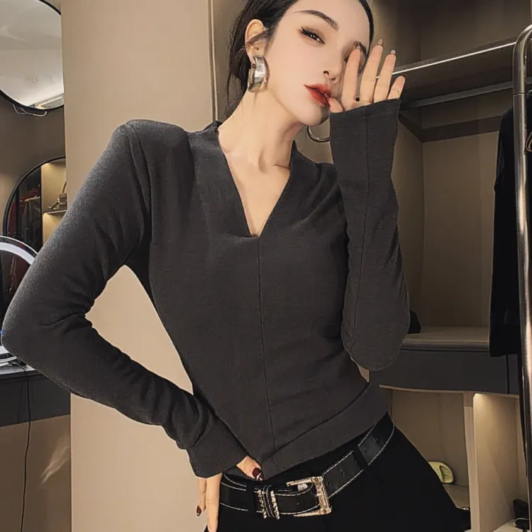 莎火火加绒V领长袖低胸打底衫秋冬新款修身显瘦亲肤柔软内搭6616